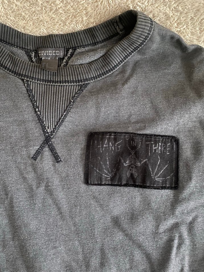 H&M Gri Erkek Sweatshirt, Yuvarlak Yaka, Uzun Kollu - Görsel 2