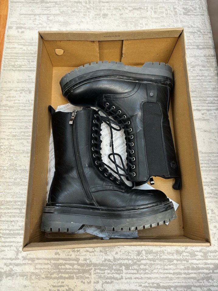 Siyah Deri Platform Topuklu Bağcıklı Goth Bot - Görsel 4