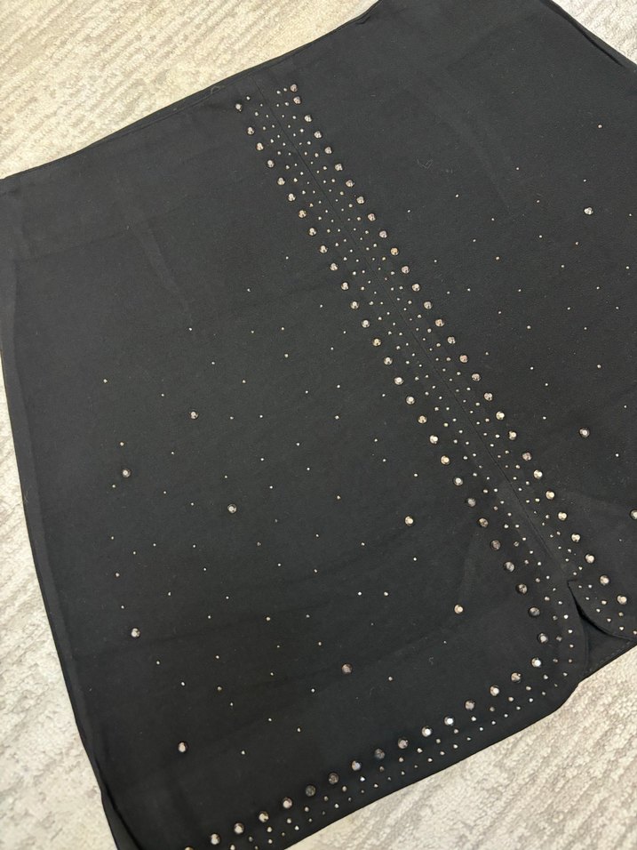 Siyah Pul İşlemeli Mini Etek - Görsel 2