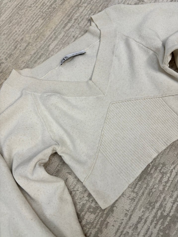 Bej V Yaka Kadın örme kazak - Görsel 2