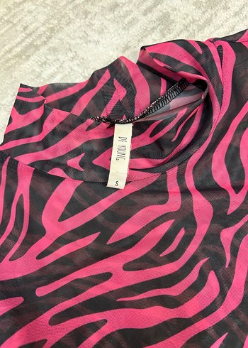 Pembe Zebra Desenli Uzun Kollu Bluz - Görsel 3