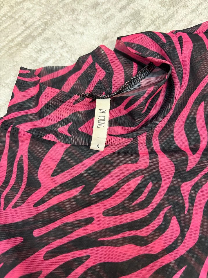 Pembe Zebra Desenli Uzun Kollu Bluz - Görsel 3