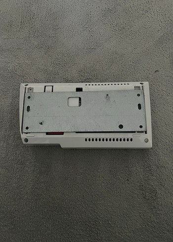 Beyaz Duvar Tipi Monitör - Görsel 2