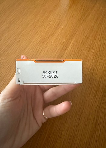 La Roche Posay Anthelios Fluid SPF 50+ Yüz Güneş Kremi - Görsel 2