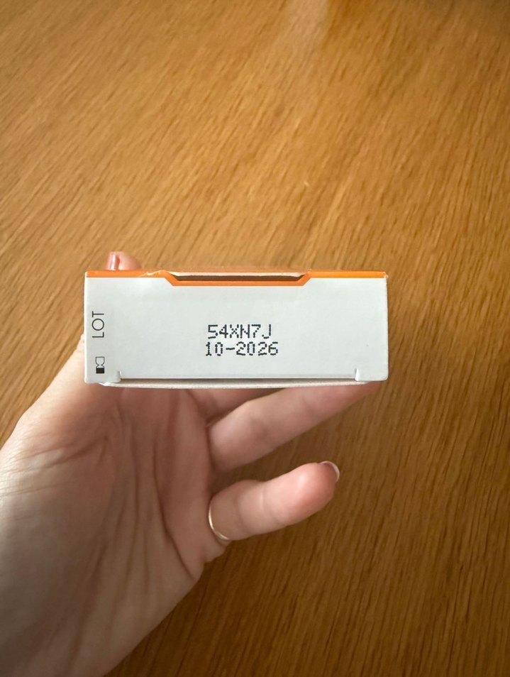 La Roche Posay Anthelios Fluid SPF 50+ Yüz Güneş Kremi - Görsel 2