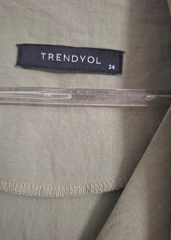 V Yaka Kısa Yeşil Elbisesi - Görsel 2