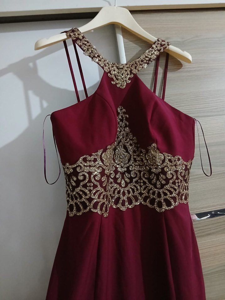 Bordo İşlemeli Uzun Abiye Elbise - Görsel 3