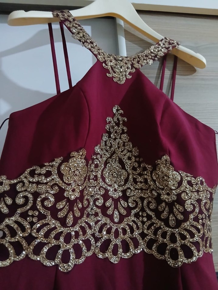 Bordo İşlemeli Uzun Abiye Elbise - Görsel 2