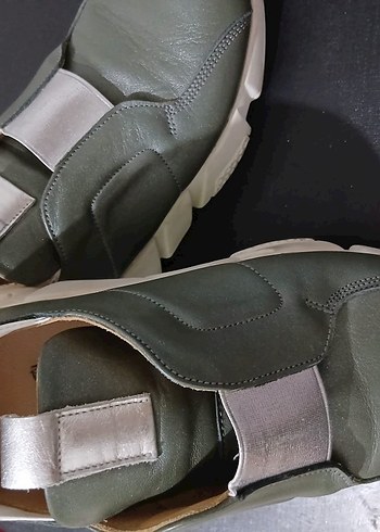 Yeşil Deri Kadın Dolgu Topuklu Spor Ayakkabı - Görsel 3