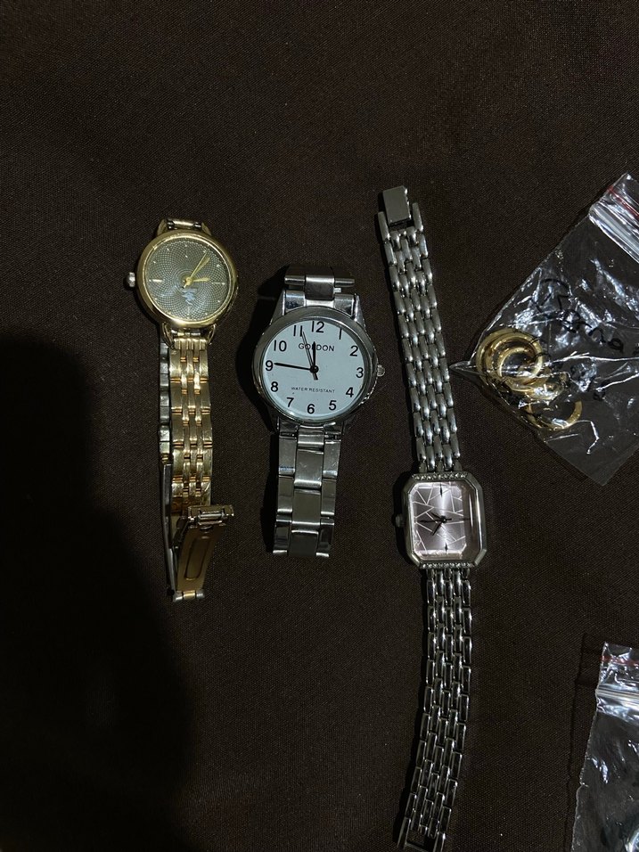 Saat ve küpe - Görsel 2