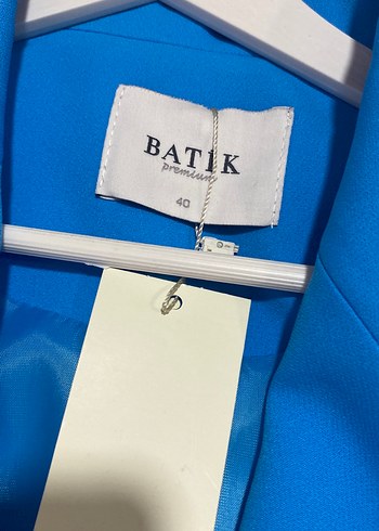 Mavi Kısa Kesim Kadın Blazer Ceket - Görsel 3