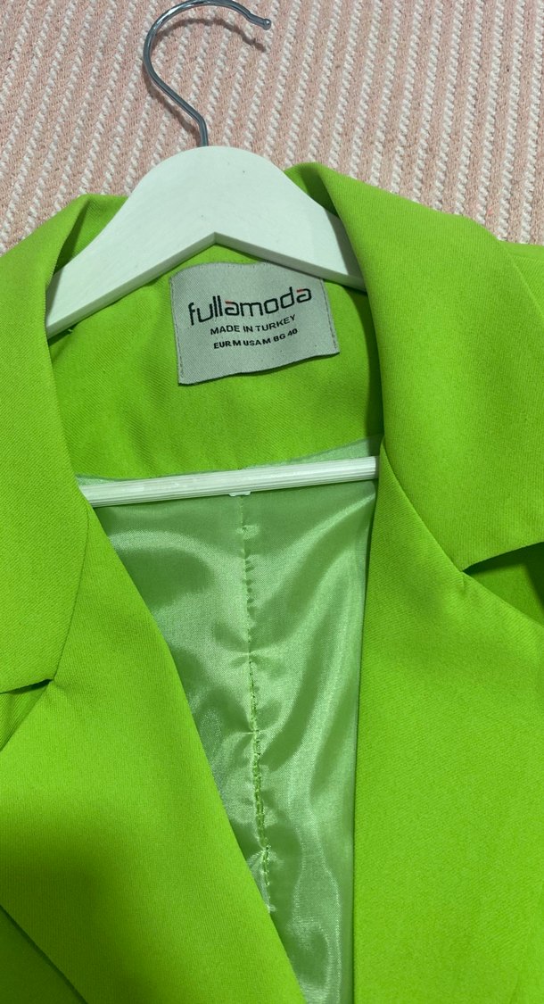 Düğmeli Yeşil Kadın Mini Blazer - Görsel 3