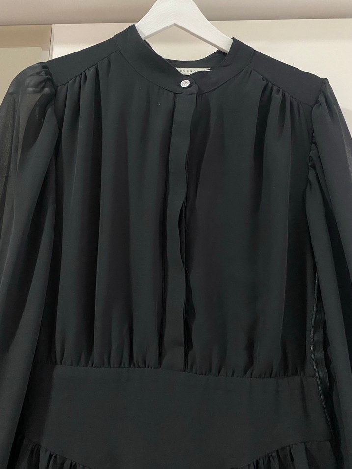 Siyah V Yaka Midi Robalı Strappy Elbise - Görsel 3