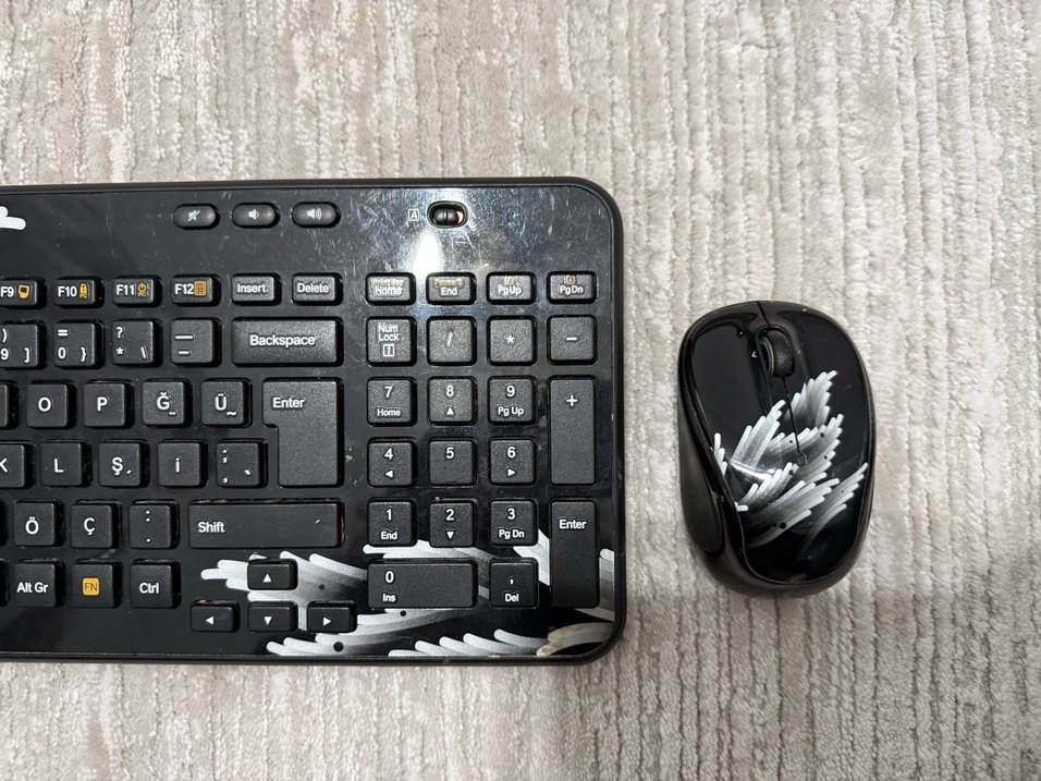 Siyah Renkli Tasarımlı Bluetooth Kalvye ve Mousse - Görsel 3