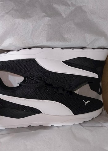 Siyah Beyaz PUMA SIFIR ERKEK SPOR 42 NUMARA - Görsel 4