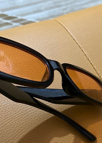 Güneş Gözlüğü - Görsel 2