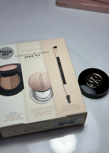 anastasia-beverly-hills