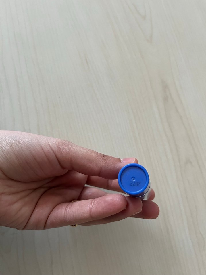 Renkli Mavi Dudak Koruyucu SPF 15 - Görsel 3