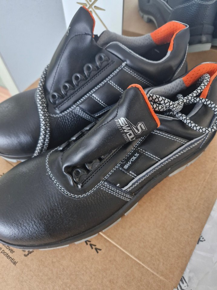 Siyah Bağcıklı Erkek Kauçuk Bot - Görsel 2