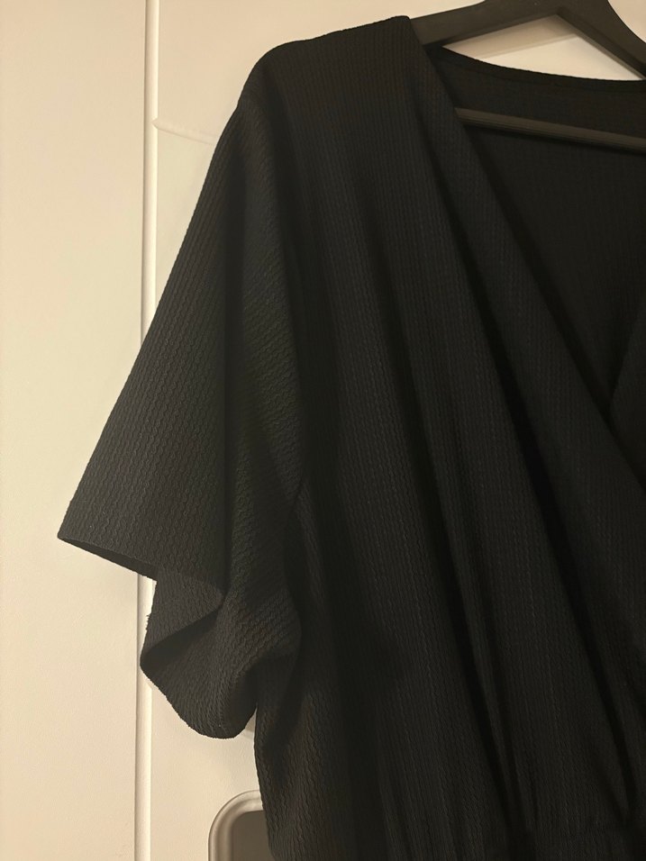 Siyah Midi V Yaka Salaş Kadın Elbise - Görsel 3