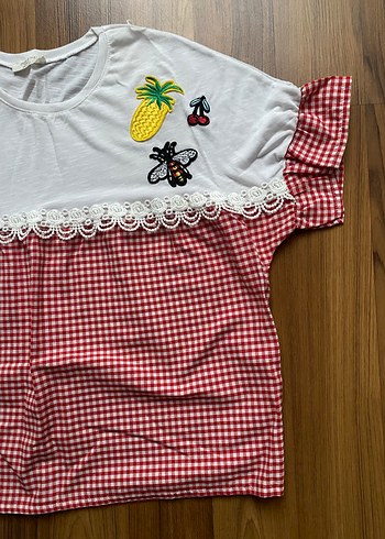 Ekose Desenli Nakışlı Tişört - Görsel 3