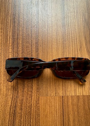 Leopar Çerçeveli Güneş Gözlüğü - Görsel 3