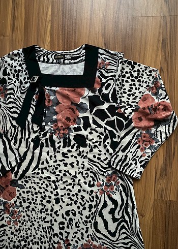 Desenli Midi Elbise - Görsel 3