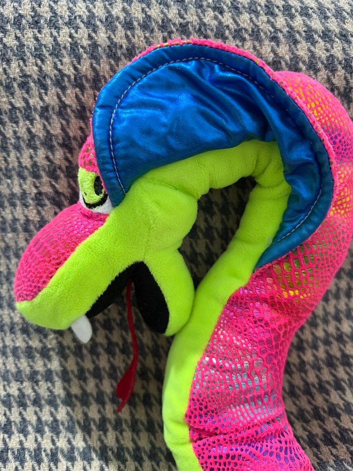 Renkli Yumuşak Oyuncak Yılan - Görsel 2