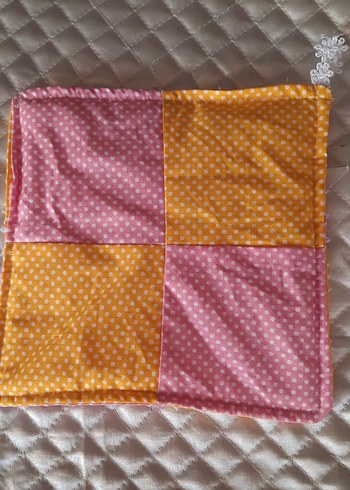 Benekli ve dantelli fırın tepsisi tutacağı - Görsel 2