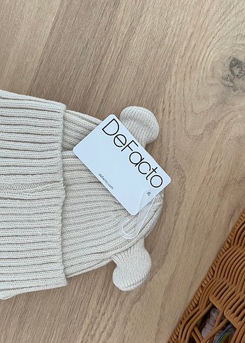 Bej Nakışlı Örgü Çocuk Bere - Görsel 2