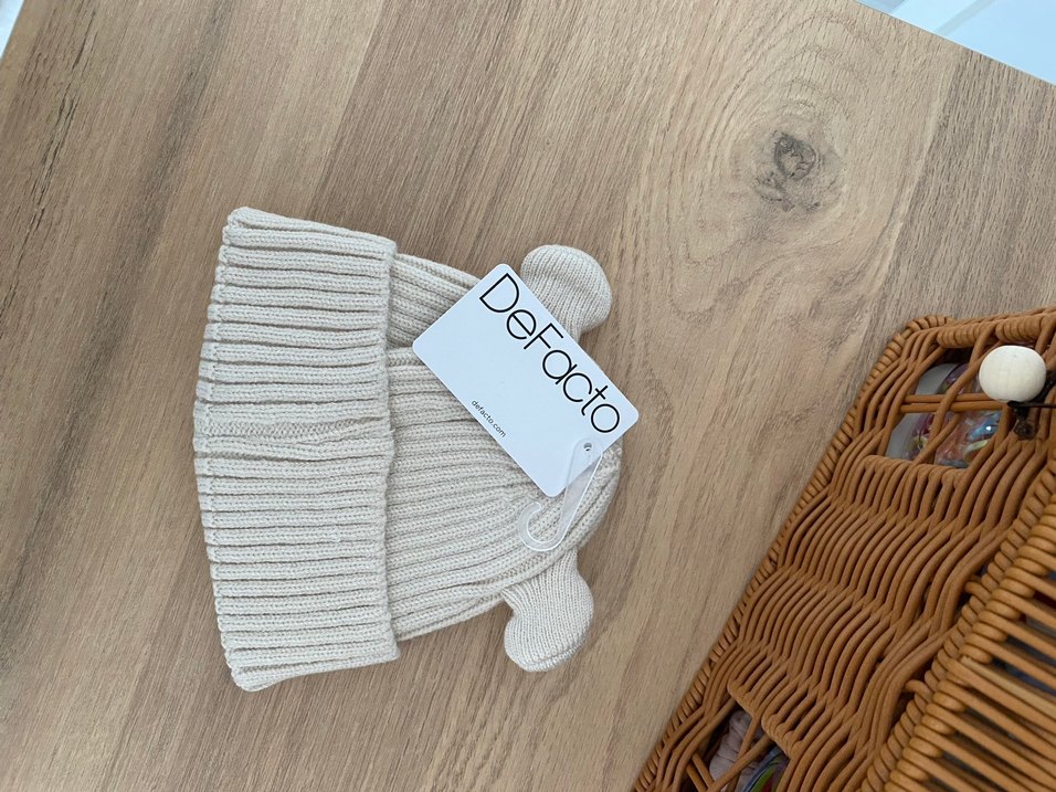 Bej Nakışlı Örgü Çocuk Bere - Görsel 2