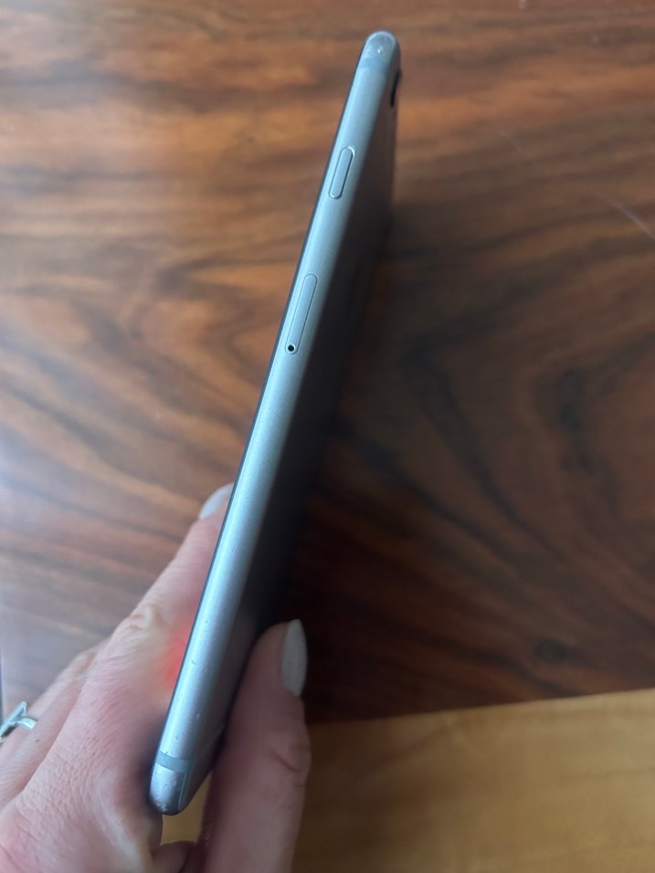 Gri iPhone 6S Akıllı Telefon 16 GB - Görsel 3