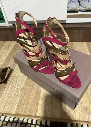 ZARA Pembe Süet Stiletto Topuklu Kadın Ayakkabı - Görsel 3