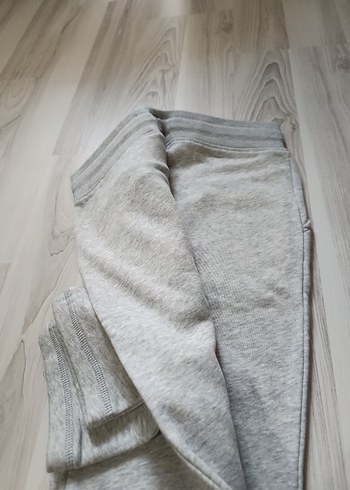 GANT Gri Mini Pamuklu Rahat Kesim Eşofman - Görsel 3