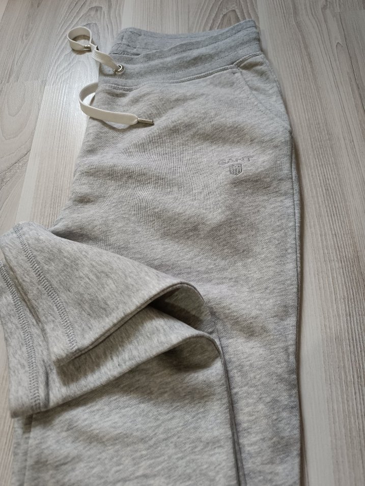 GANT Gri Mini Pamuklu Rahat Kesim Eşofman - Görsel 4