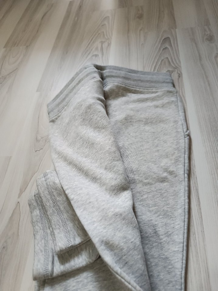 GANT Gri Mini Pamuklu Rahat Kesim Eşofman - Görsel 3