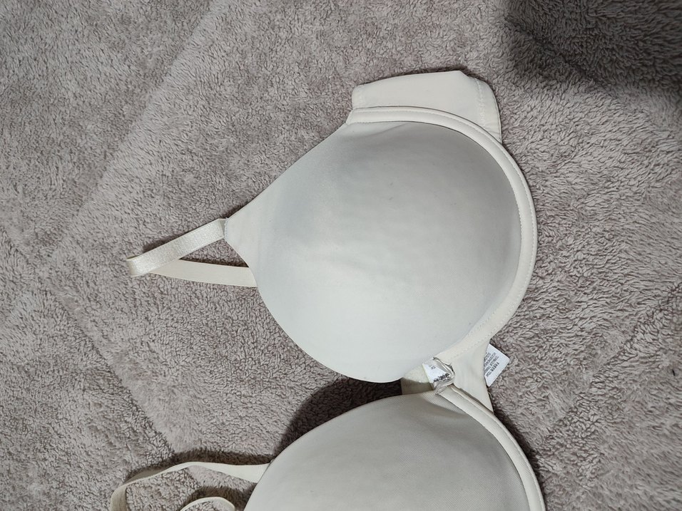 Beyaz Minimalist Sütyen - Görsel 2