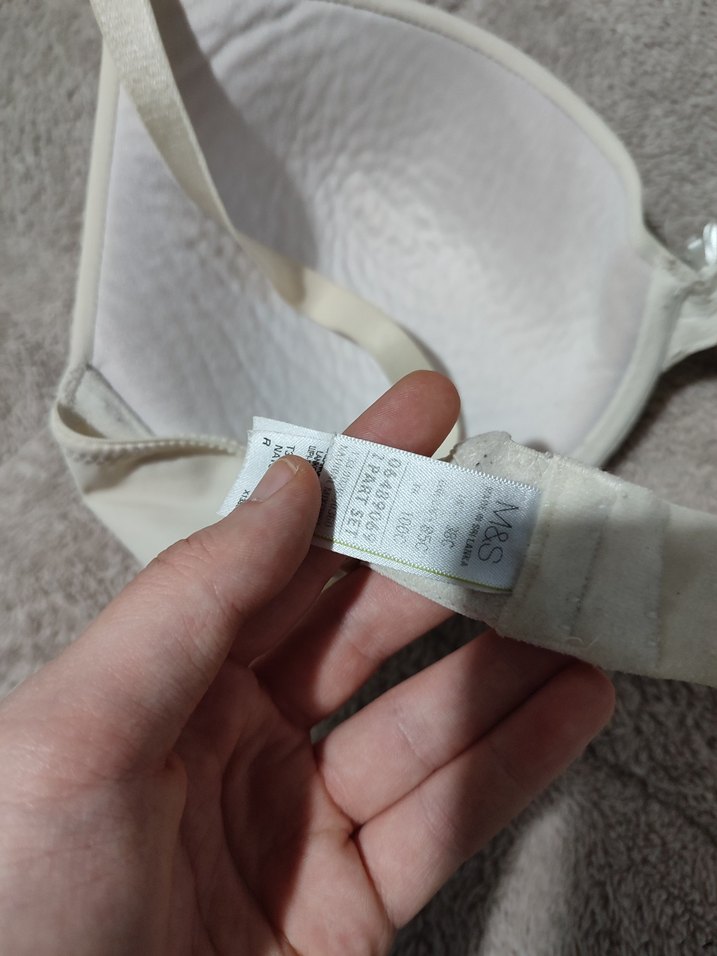 Beyaz Minimalist Sütyen - Görsel 4