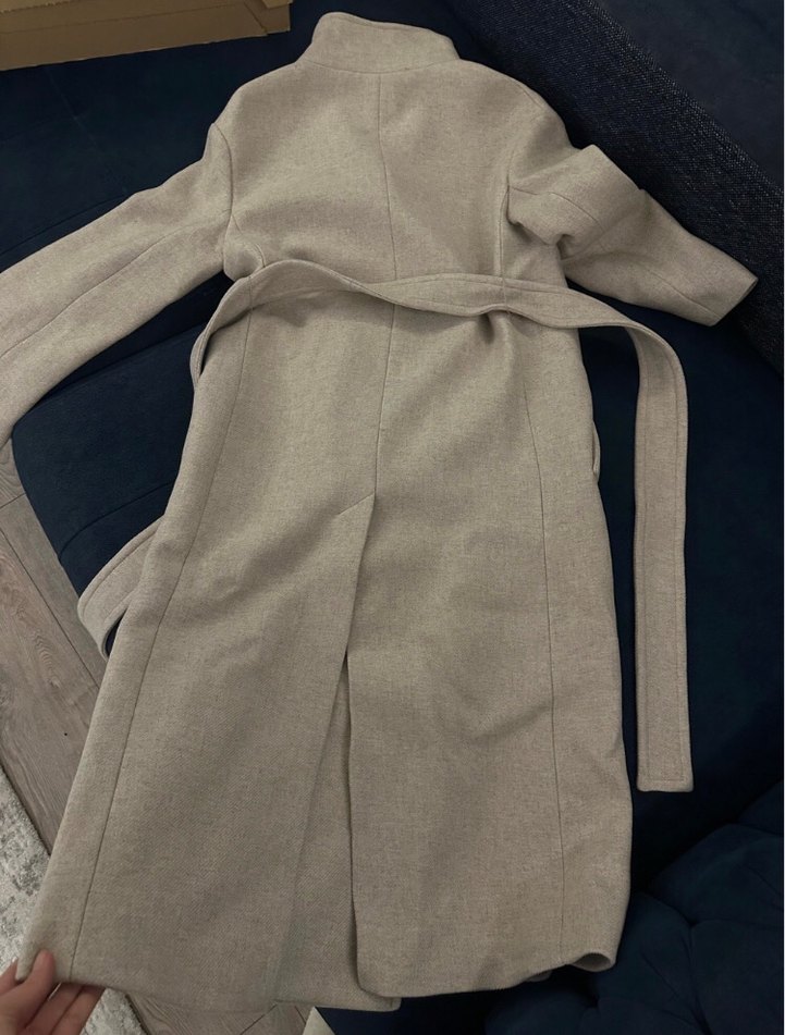 Düğmeli ve Kemerli Bej Kaban - Görsel 3