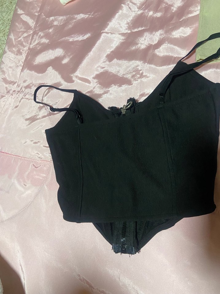 Siyah Fermuarlı Straplez Gotik Büstiyer - Görsel 3