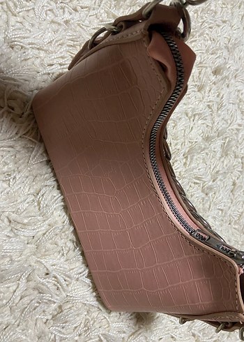 Zincir Detaylı Kahverengi Deri Kadın Çanta - Görsel 4