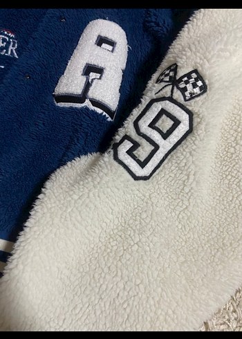 Bayan Kapüşonlu Nakışlı peluş mont - Görsel 2