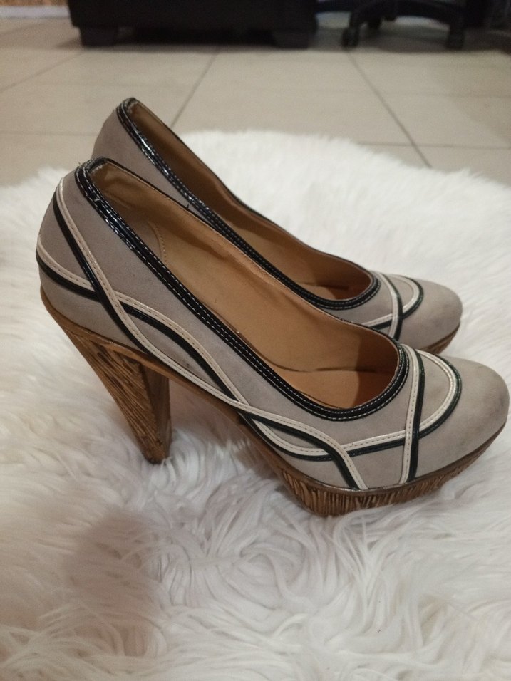 Bej Süet Platform Topuklu Zebra Desenli Stiletto - Görsel 3