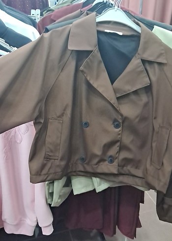 Düğmeli Kısa Kahverengi Kadın Blazer - Görsel 4