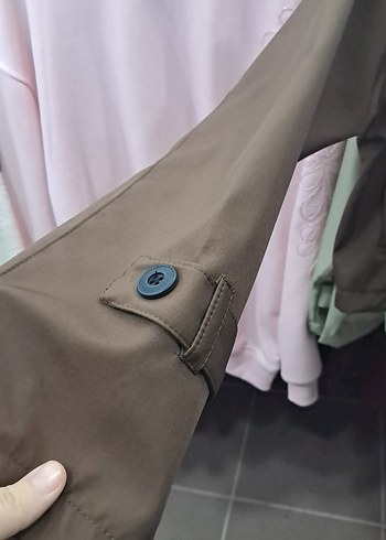 Düğmeli Kısa Kahverengi Kadın Blazer - Görsel 3