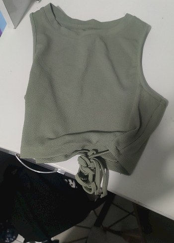 Gri Kemerli Halter Yaka Atlet - Görsel 3