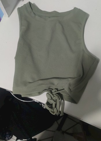 Gri Kemerli Halter Yaka Atlet - Görsel 2