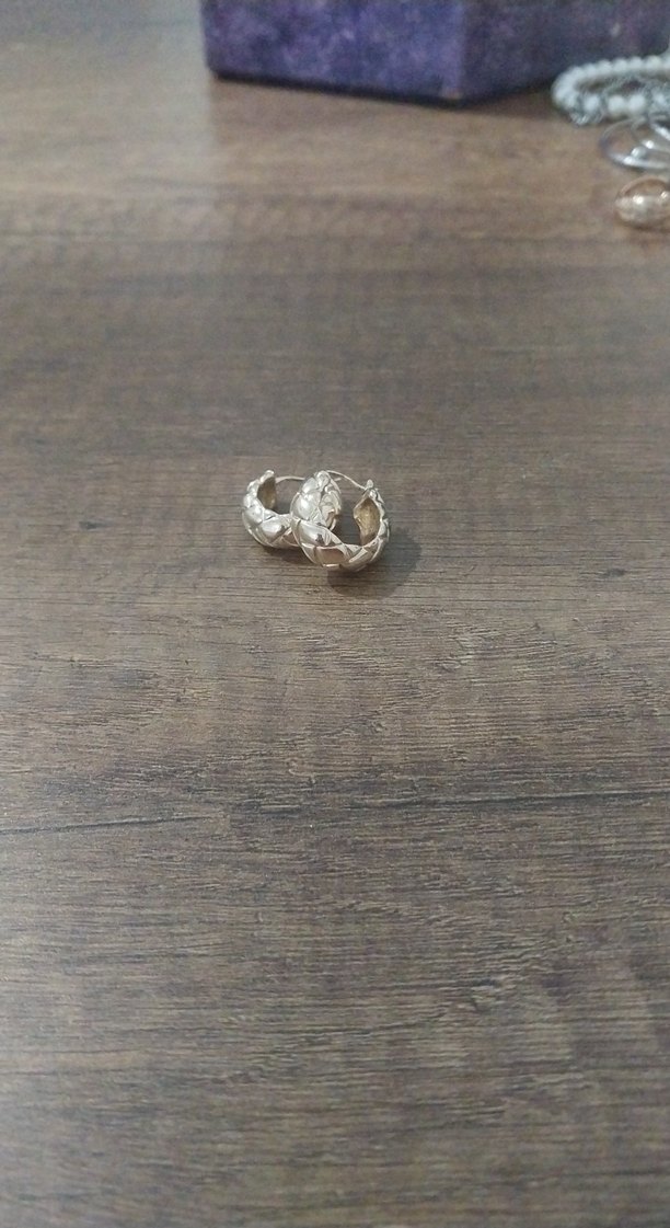 Bej Mini Pileli Kadın Küpe - Görsel 2