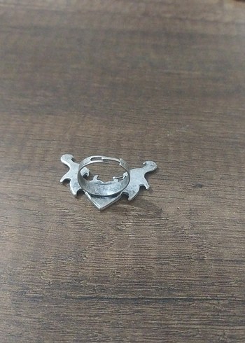 Kara Kalpli Kanatlı yüzük - Görsel 2