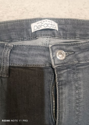 Gri Kadın Kot Pantolon - Görsel 4